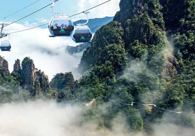 莽山五指峰漫游指南：踏云尋峰，探秘南嶺秘境